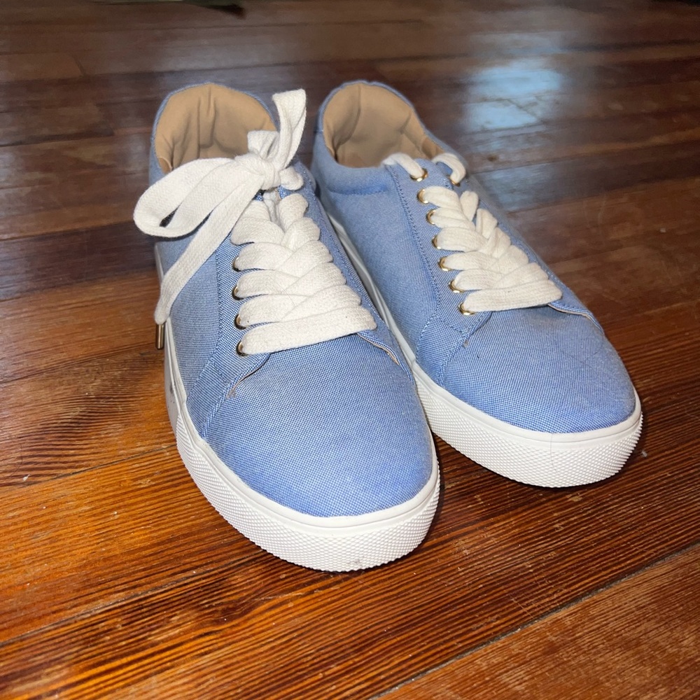 Brand new shoes! Size 9